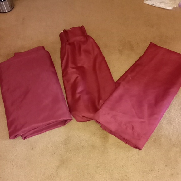 2 Maroon Curtains, lined - Picture 2 of 7